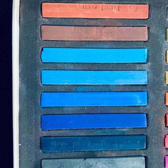 Free People Hair Chalk - 24 Colors! New. Temp Color Your Hair! Made in USA. - Picture 7 of 13